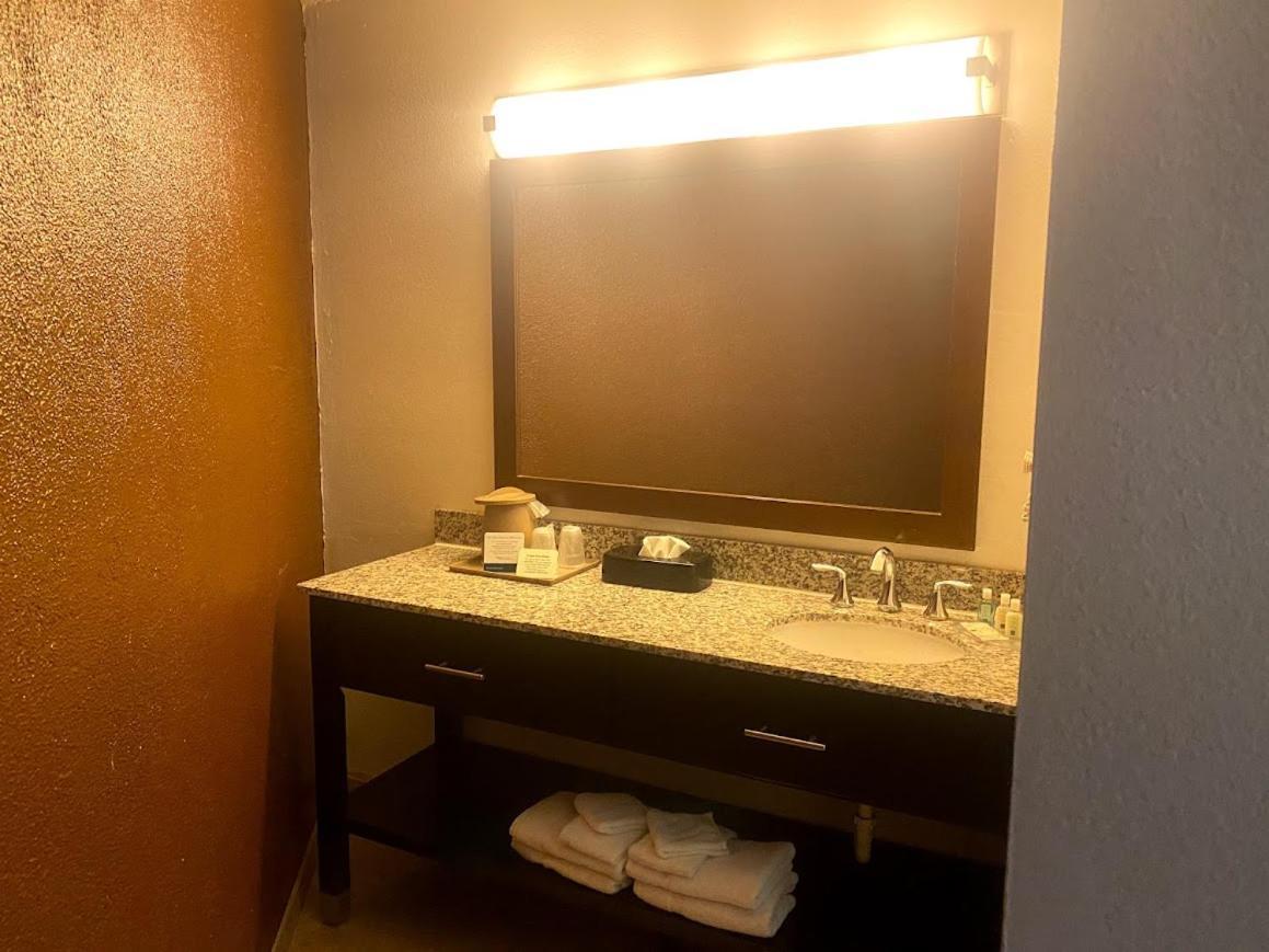 Quality Inn View Of Lake Powell - ページ エクステリア 写真