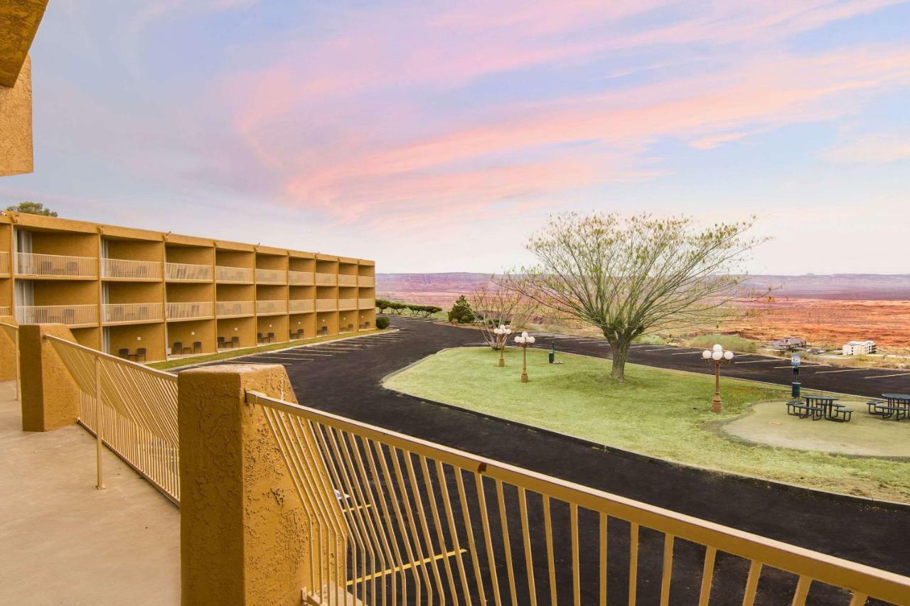 Quality Inn View Of Lake Powell - ページ エクステリア 写真